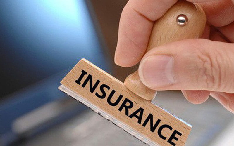 Thị trường bảo hiểm "nóng" trở lại với hàng loạt thương vụ lớn